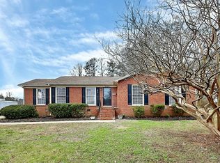 813 Lynhaven Dr, Gastonia, NC 28052
