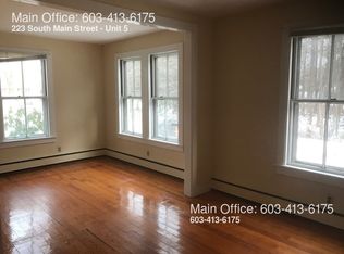 223 S Main St APT 5, Newmarket, NH 03857