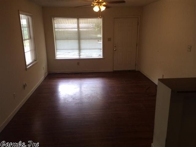 2nd image of 205 Springwood Dr