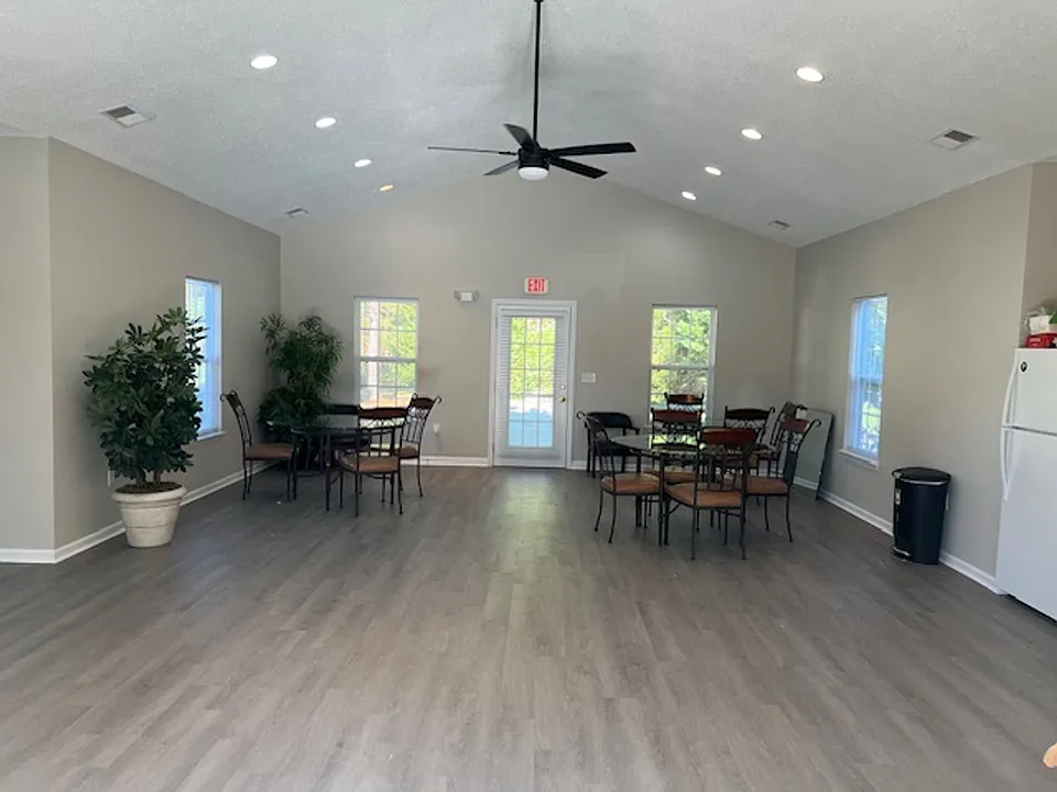 501 Austin Ridge Cir #307