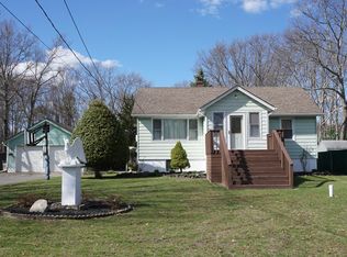 47 E 1st St, Howell, NJ 07731