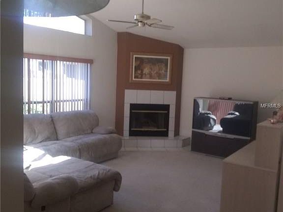 3rd image of 1801 Wood Haven St