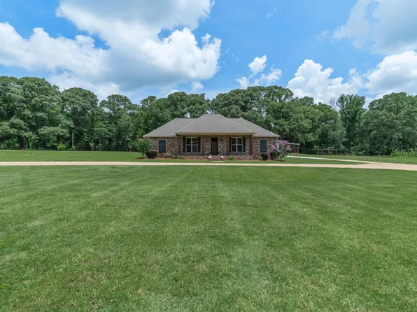 483 Burnt Bridge Rd, Hattiesburg, MS 39402