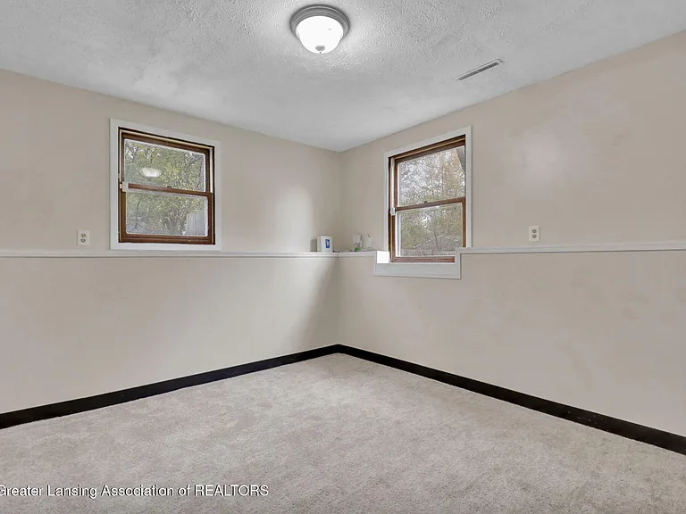 6125 Kenbrook Rd — Photo 21
