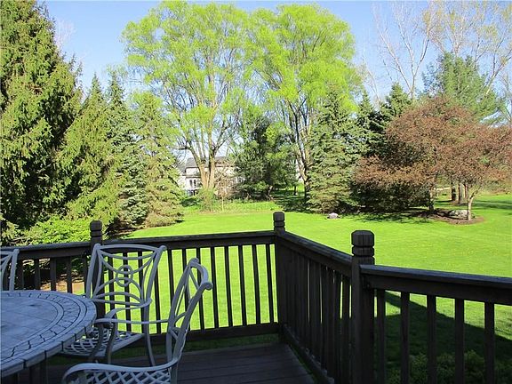 4th image of 36 Cannock Dr