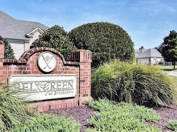 3rd image of 5676 Villa Green Dr