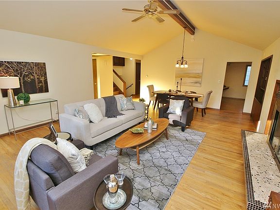 4th image of 3506 NE 187th St