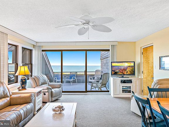 4th image of 1001 Ocean Ave #1021