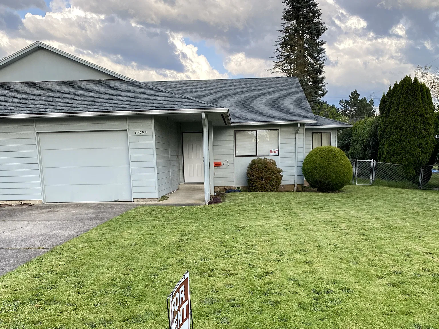 2 bed, 1260 sqft, $1,995 — Photo 1