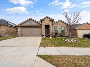 9220 Desertrock Rd, Fort Worth, TX 76131