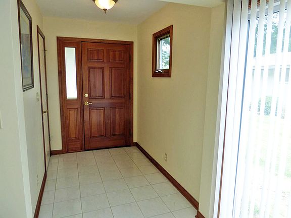 3rd image of 304 S 14th St