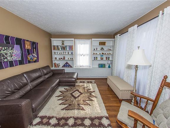 3rd image of 3936 Idella Ave