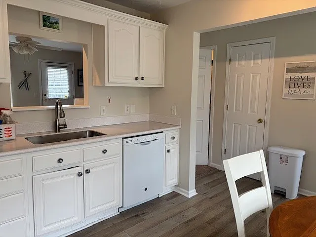 827 Arlington Ave #7 — Photo 4