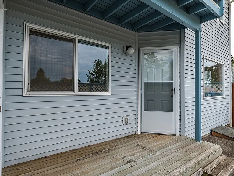 730 SE 8th Ave #D101 — Photo 18