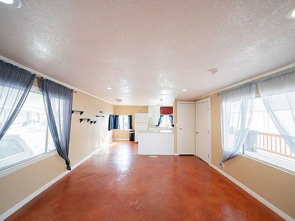 Family Room & Kitchen
