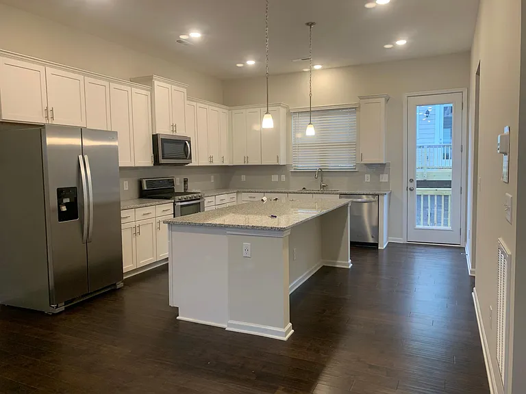 7818 Denmark Rd — Photo 9
