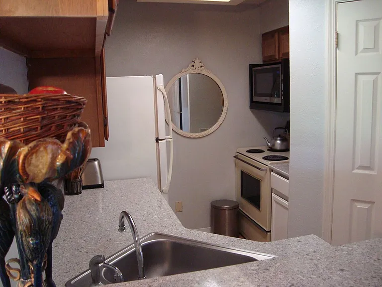 4721 Spine Rd #C — Photo 24