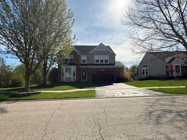 1108 Hummingbird Cir, Joliet, IL 60431