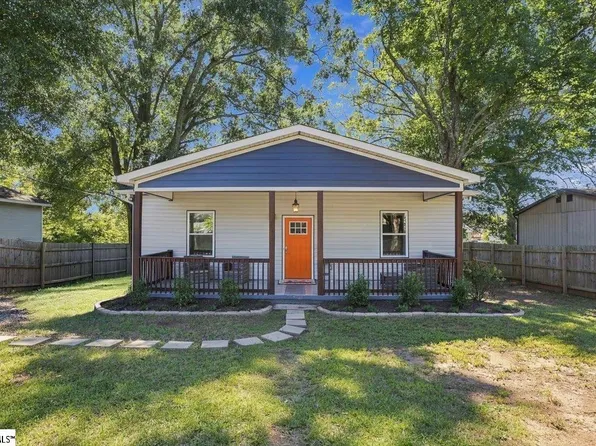 6 7th St, Greenville, SC 29611