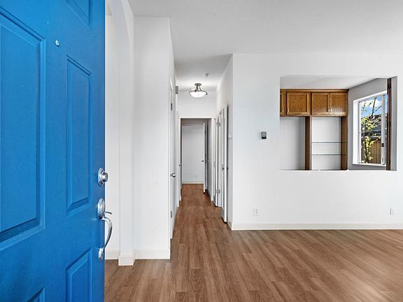 4th image of 413 Cork Harbour Cir APT C