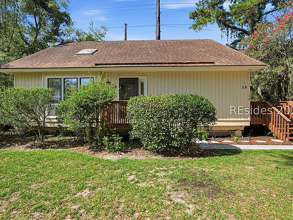 2nd image of 38 Wee Rd #38