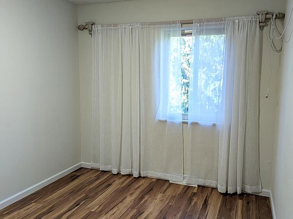 5th image of 4451 Cushing Ln #16