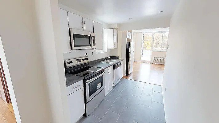 1st image of 82-76 116th St #802