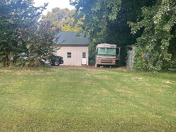 2nd image of 4333 Highway 45e