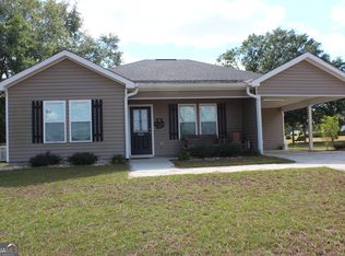 406 Old Brookfield Rd, Tifton, GA 31794