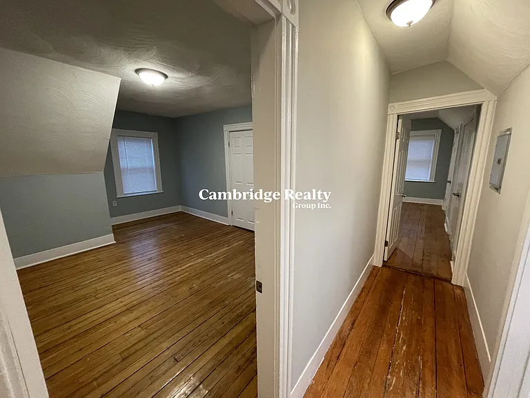 35 Cameron Ave #2T — Photo 7
