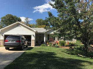 2105 Rued Pl, High Ridge, MO 63049