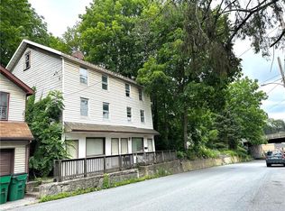 19 Vineyard Ave, Highland, NY 12528