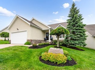6838 Twin Oaks Ct, Canfield, OH 44406
