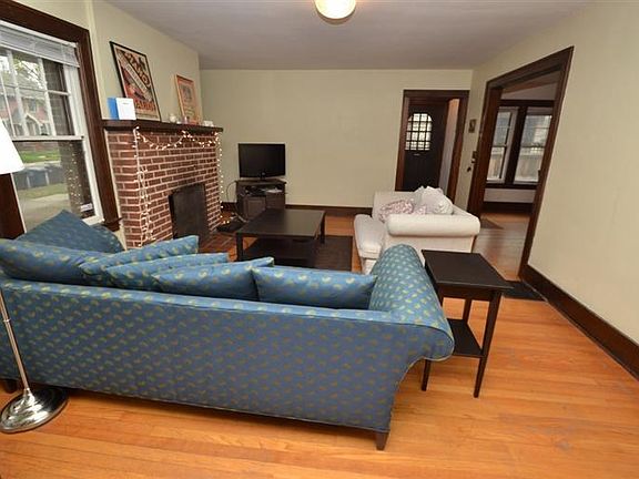 4th image of 1319 S Forest Ave