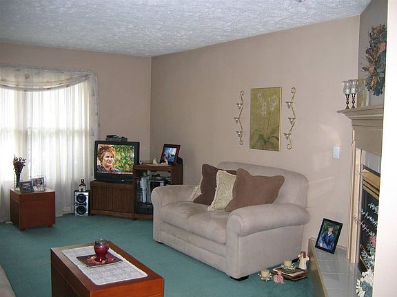 3rd image of 13020 Sherrington Dr