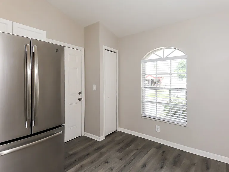 206 Lookout Dr — Photo 10