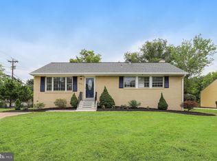5701 Ottawa Rd, Centreville, VA 20120