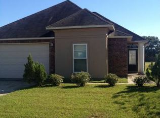 40457 Fox Run Dr, Gonzales, LA 70737