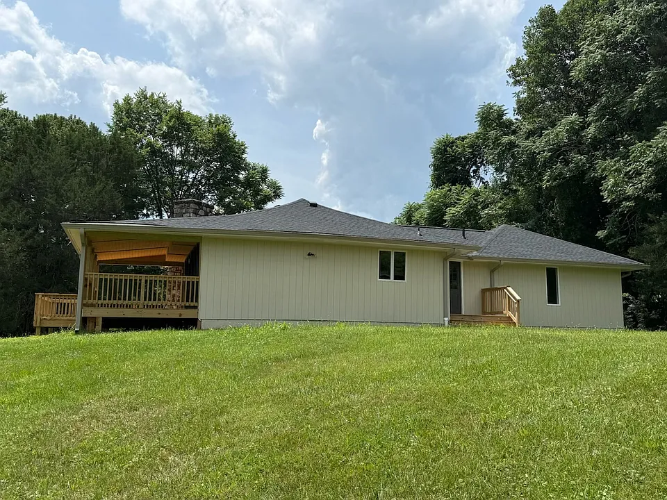 9459 Piney Mountain Rd