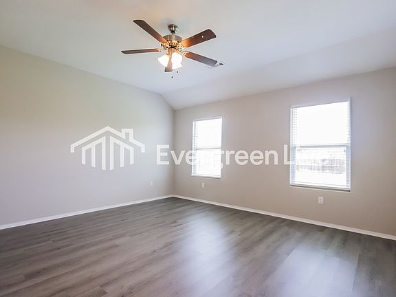 4th image of 2391 Double Bogey Ln