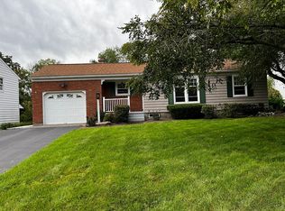 7 Schoolcraft St, Guilderland, NY 12084
