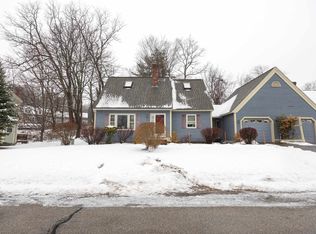 232 Winding Pond Rd, Londonderry, NH 03053