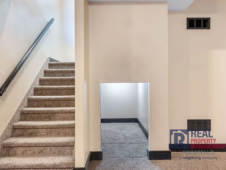 5215 Kymball Dr — Photo 26