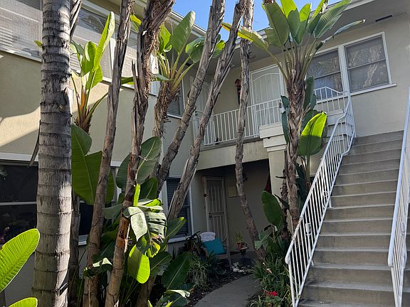 2nd image of 34 Nieto Ave APT 7