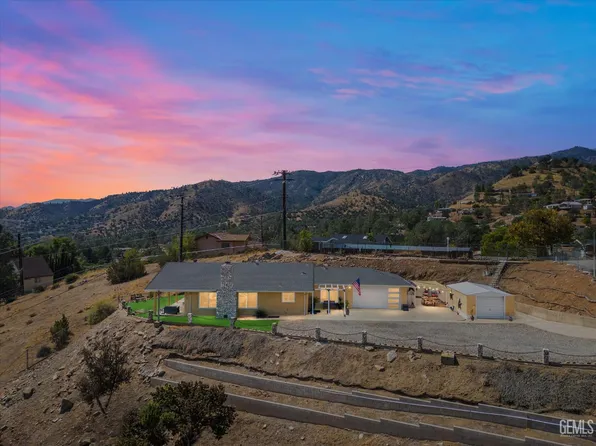 131 Donalda Ct, Wofford Heights, CA 93285