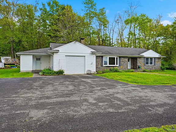 3rd image of 435 Samsonville Road
