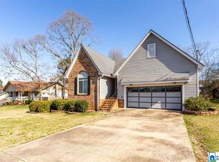 5031 Red Oak Dr, Oxford, AL 36203