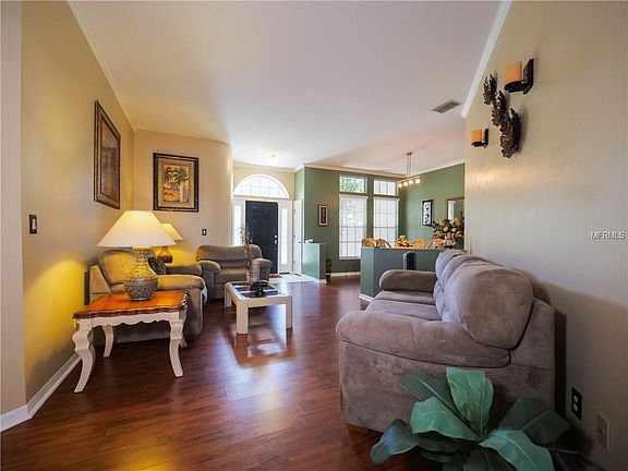 4th image of 10410 Nightengale Dr