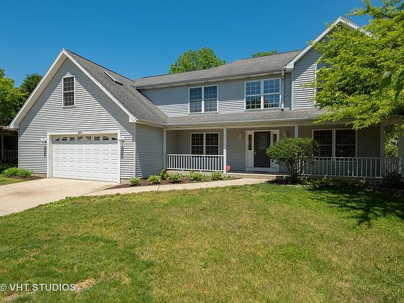 2nd image of 811 Bernadette Ln