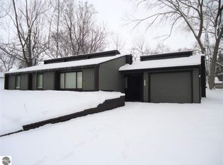 1022 Arthur Ave, Mt Pleasant, MI 48858
